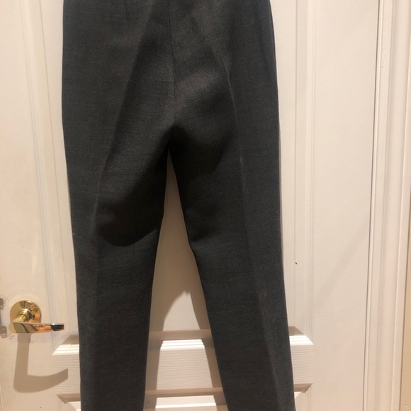 Femme de Carriere charcoal grey pant suit - Picture 5 of 5